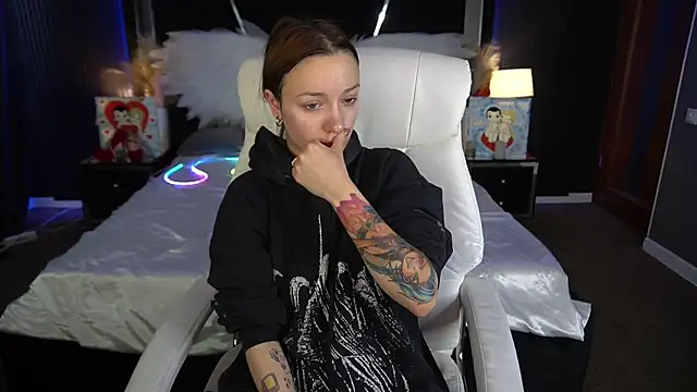 Snapshot of FoxyMayy chatting on February 2026 09:08:01 AM FoxyMayy online show from February 2026 09:08:01 AM