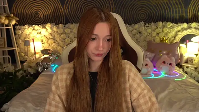 FoxyMayy online show from May 2026 12:56:01 PM