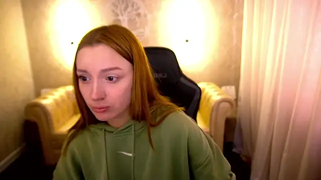 FoxyMayy online show from July 2026 07:15:02 AM