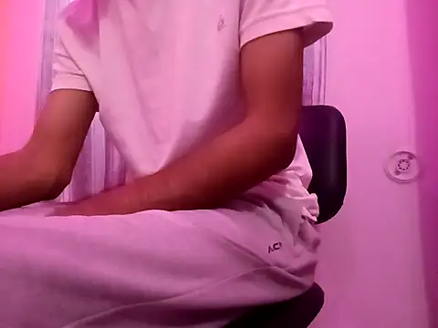 Snapshot of ash706339 chatting on September 2025 09:24:01 AM ash706339 online show from September 2025 09:24:01 AM