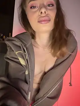 BabyBee  online show from October 2025 12:31:01 PM