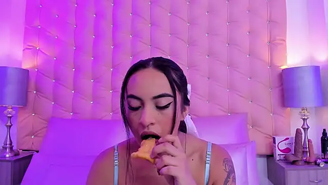 Leslie Bussh  online show from March 2026 11:51:01 AM