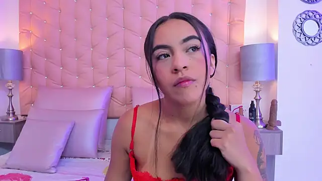 Leslie Bussh  online show from March 2026 12:11:01 PM