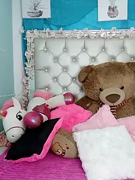 ZARAY 1118 online show from October 2025 08:09:02 PM