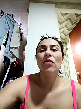 Snapshot of vanessa-titisM chatting on February 2026 03:29:02 AM vanessa-titisM online show from February 2026 03:29:02 AM