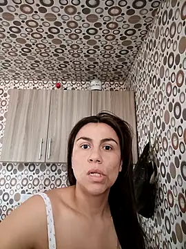 Snapshot of vanessa-titisM chatting on March 2026 04:32:01 PM vanessa-titisM online show from March 2026 04:32:01 PM