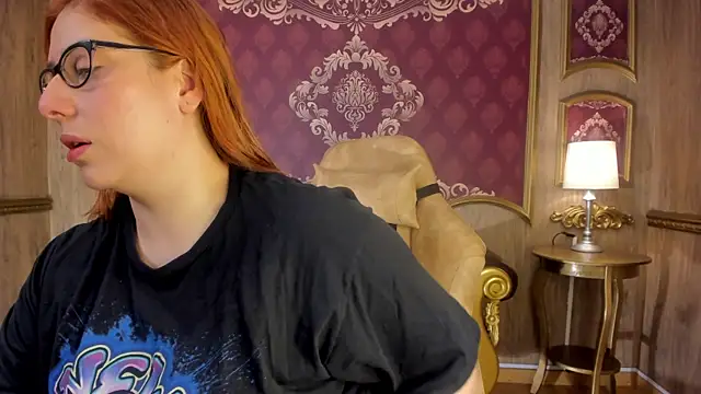 Helenstanford online show from September 2025 01:01:01 PM