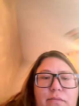 amberlynntun online show from November 2025 07:02:02 PM