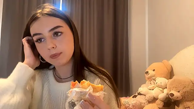 Snapshot of CatherinDream chatting on October 2025 03:07:01 AM CatherinDream online show from October 2025 03:07:01 AM