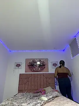 Anabelle 00  online show from May 2026 03:13:01 AM