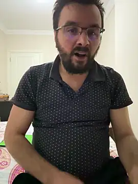 Snapshot of LAZ3R1 chatting on November 2025 09:58:01 PM LAZ3R1 online show from November 2025 09:58:01 PM