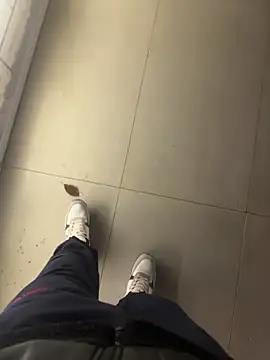 Snapshot of LAZ3R1 chatting on November 2025 03:19:02 PM LAZ3R1 online show from November 2025 03:19:02 PM