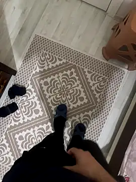 Snapshot of LAZ3R1 chatting on November 2025 10:25:01 PM LAZ3R1 online show from November 2025 10:25:01 PM