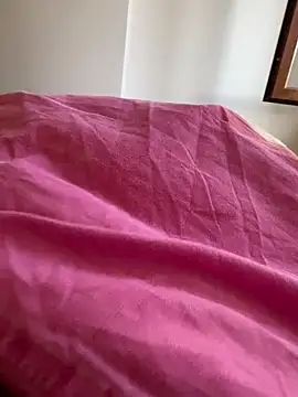 Snapshot of LAZ3R1 chatting on November 2025 07:51:02 AM LAZ3R1 online show from November 2025 07:51:02 AM