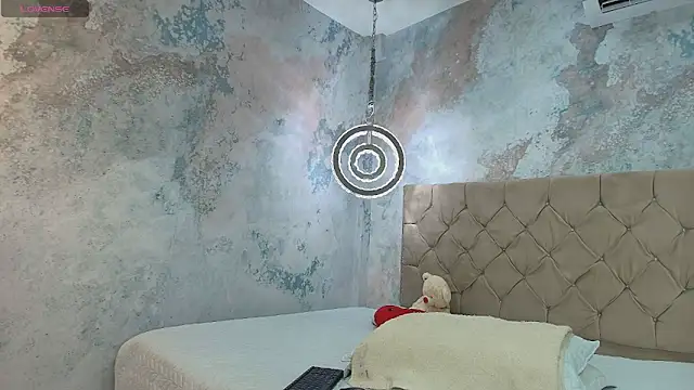 Snapshot of debora_ortiz chatting on October 2025 01:34:02 PM debora ortiz online show from October 2025 01:34:02 PM