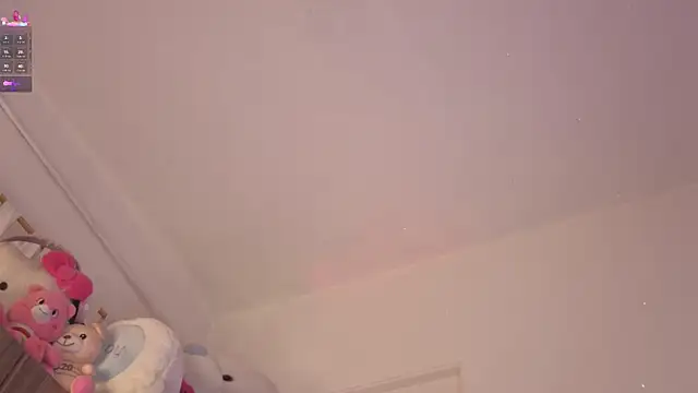 ashlynnlowe  online show from July 2026 10:14:02 PM