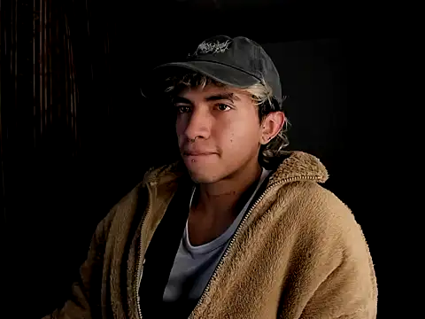 Snapshot of guynextdo0r chatting on March 2026 04:36:02 AM guynextdo0r online show from March 2026 04:36:02 AM