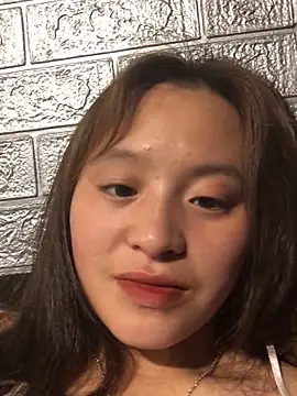 chipchip-00 online show from October 2025 01:07:01 PM