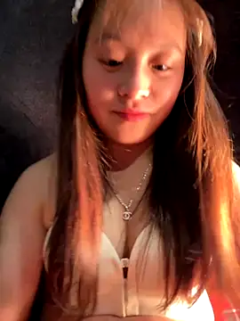 chipchip-00 online show from November 2025 01:35:02 PM