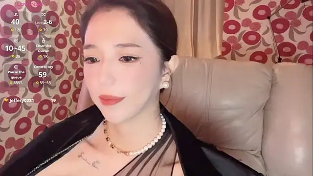 miss-lin online show from November 2025 01:40:01 PM