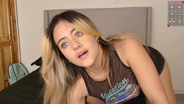 MaryMoon  online show from December 2025 12:15:02 AM