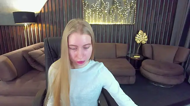Alina Blonde online show from February 2026 06:35:01 AM