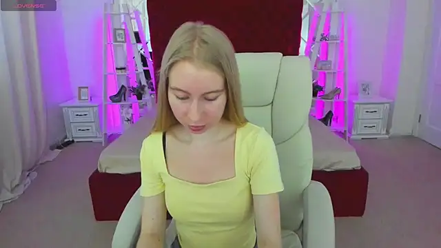 Alina Blonde online show from June 2026 05:53:02 AM