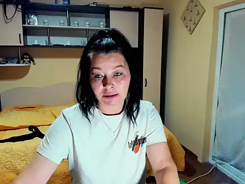 Soffy Skye online show from May 2026 05:26:02 AM