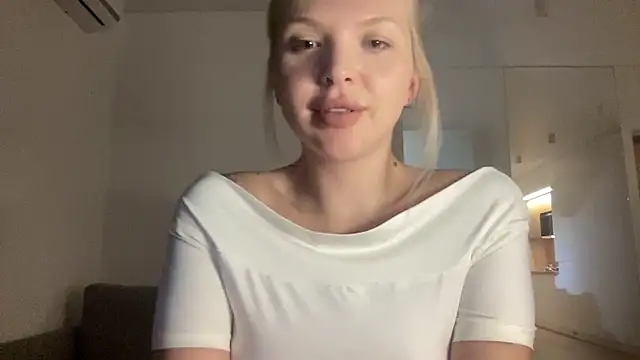 MArviia online show from July 2026 08:05:01 PM