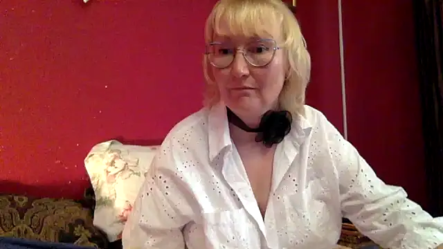 Zeyona online show from July 2026 01:20:02 PM