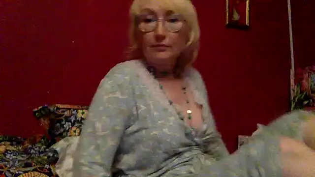 Zeyona online show from July 2026 03:52:01 PM