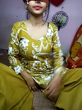 Snapshot of Hotcp6 chatting on February 2026 03:42:01 PM Hotcp6 online show from February 2026 03:42:01 PM