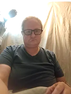 lindamarie  online show from September 2025 05:39:02 PM