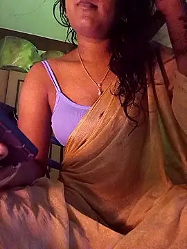 Snapshot of Tamil_Kavitha chatting on April 2026 05:10:02 AM Tamil Kavitha online show from April 2026 05:10:02 AM