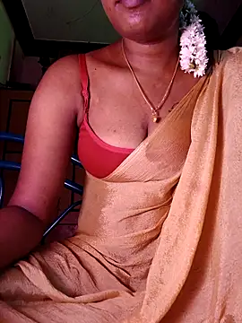 Snapshot of Tamil_Kavitha chatting on May 2026 05:13:01 AM Tamil Kavitha online show from May 2026 05:13:01 AM