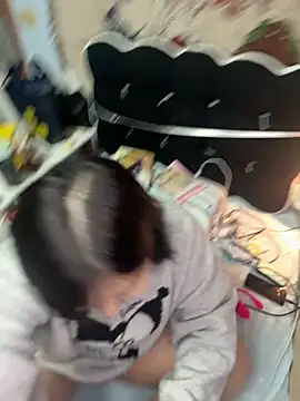 Snapshot of piffydream chatting on March 2026 01:50:01 PM piffydream online show from March 2026 01:50:01 PM