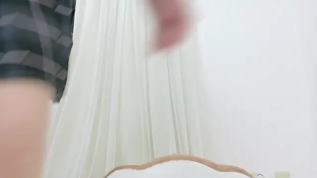  Mia land  online show from October 2025 01:25:02 PM