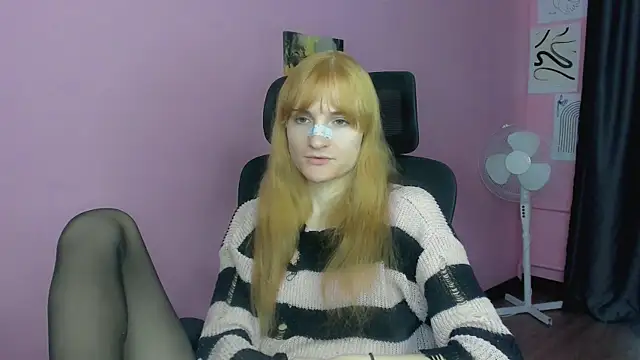 AcidTears online show from November 2025 05:51:01 AM