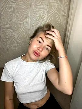 MartaLuna  online show from September 2025 09:14:02 AM