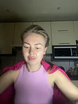 MartaLuna  online show from November 2025 06:19:02 PM