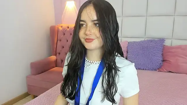 Ashleypetit online show from May 2026 12:55:02 PM