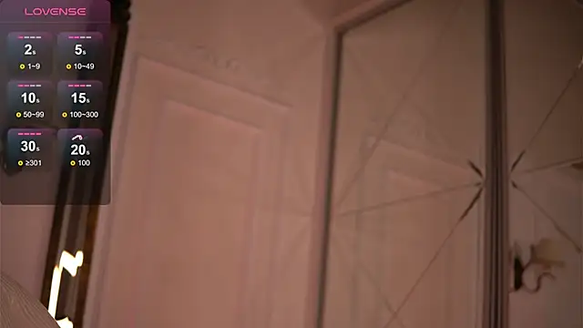 Snapshot of PlayfulAvalyn chatting on September 2025 08:54:01 PM PlayfulAvalyn online show from September 2025 08:54:01 PM