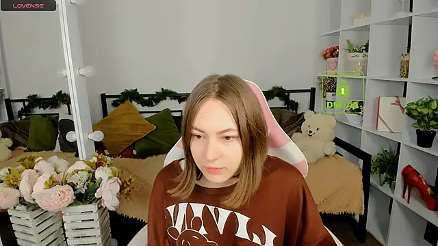 Snapshot of Elma_Lily chatting on December 2025 07:27:02 AM Elma Lily online show from December 2025 07:27:02 AM