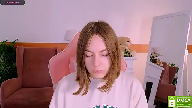 Snapshot of Elma_Lily chatting on February 2026 07:45:02 AM Elma Lily online show from February 2026 07:45:02 AM