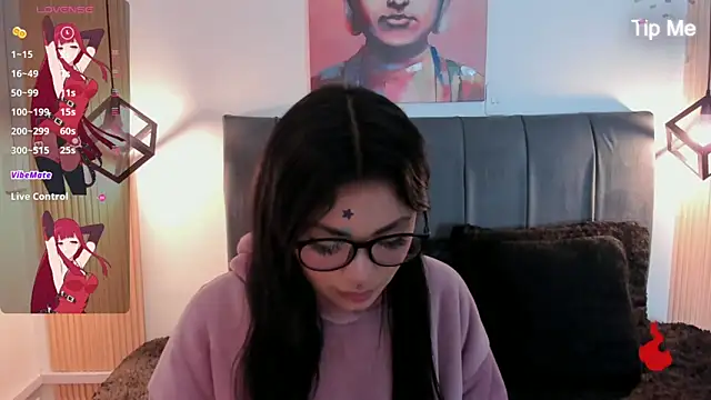 Evaa rosee  online show from October 2025 11:41:02 AM