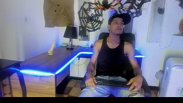 xxKamadevaxx online show from October 2025 12:28:01 PM