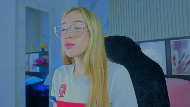 tokyoluu online show from September 2025 10:13:02 PM