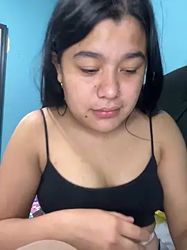 Snapshot of April_Becker chatting on May 2026 03:22:01 AM April Becker online show from May 2026 03:22:01 AM