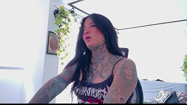 Snapshot of Unatatuada chatting on September 2025 06:35:02 PM Unatatuada online show from September 2025 06:35:02 PM