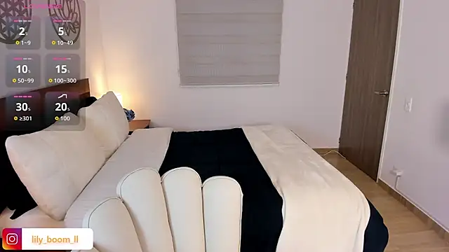 Lyliboomm online show from October 2025 09:35:02 PM